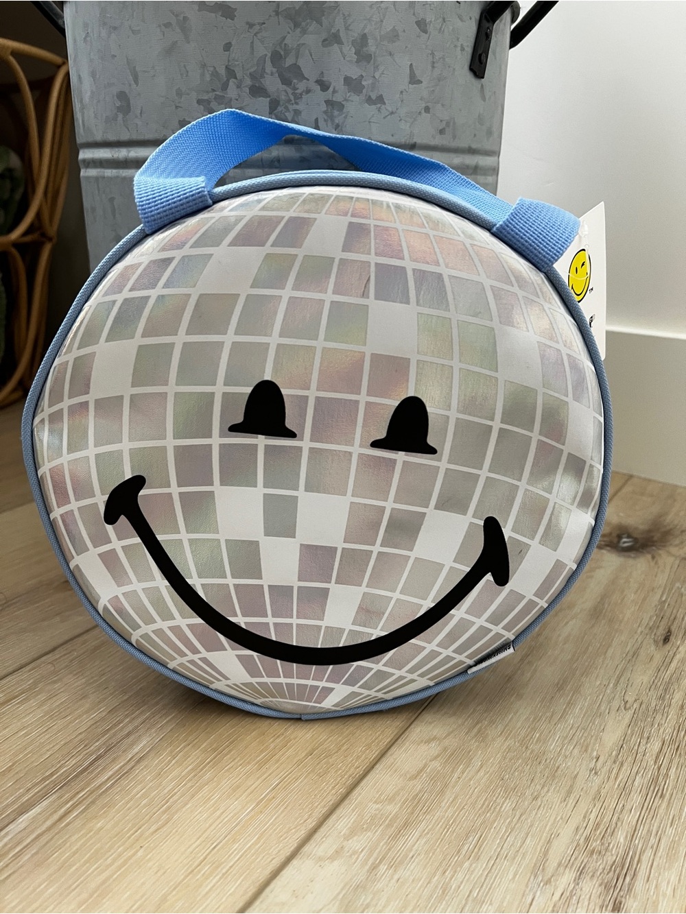 Yoobi SmilyWorld Round Disco Ball Lunch Tote